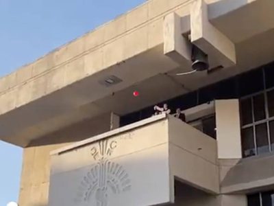 Denunciarán a Sandra Cuevas por lanzar pelotas con billetes de 500 pesos