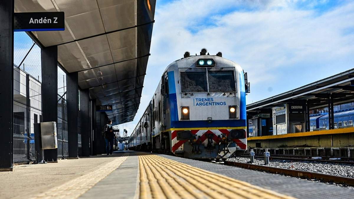 La Fraternidad alertó por un paro de trenes. Fuente: (X)