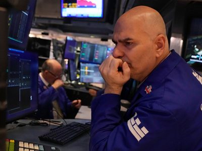 Wall Street cae nuevamente por la incertidumbre de Trump