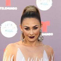 "¡No quiere parar!" Aracely Arámbula aparece así en "La Doña" y ¡todos enloquecen!