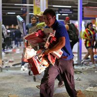 Imágenes del saqueo a una tienda en Veracruz