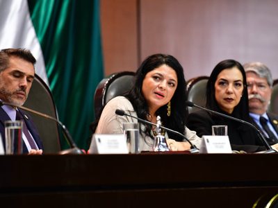 Cobijada por Morena, Alejandra Frausto comparece ante la Comisión de Cultura