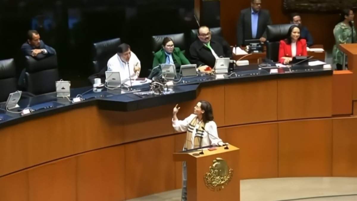 Gerardo Fernández Noroña y Lilly Téllez