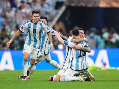 Argentina vence a Francia 4-2 en penales y Messi gana el Mundial de Qatar