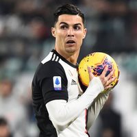 Fuertes críticas a la cuarentena por coronavirus de Cristiano Ronaldo.¿Qué hizo?