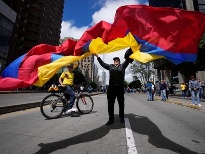Gobierno de Colombia y la guerrilla ELN inician un cese al fuego de seis meses