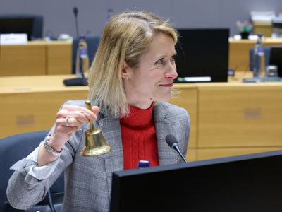 Los 27 acuerdan sanciones contra Irán y le dificultan acceso a componentes para drones y misiles