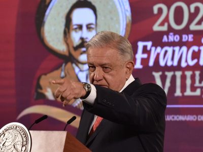 AMLO celebra liberación de Alfredo Jalife: "que no haya censura"