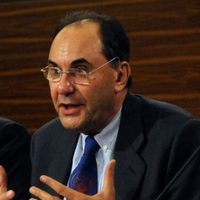 Fundador del partido de ultraderecha Vox recibe balazo en el rostro