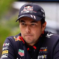 Checo Pérez volvería a la Fórmula 1 y ya tendría compañero definido