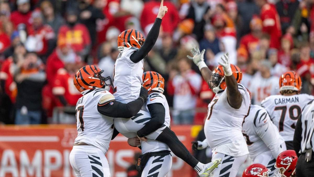 Joe Burrow se puso el equipo al hombro y guió a su equipo a la remontada