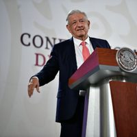 No hay pruebas de que el Ejército participó en la desaparición de los 43 de Ayotzinapa: AMLO