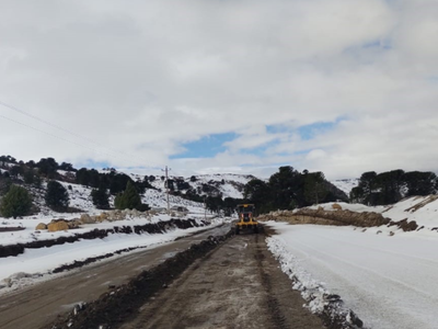 Mientras el clima complica el tránsito por las rutas neuquinas, se prepara el Operativo Nieve