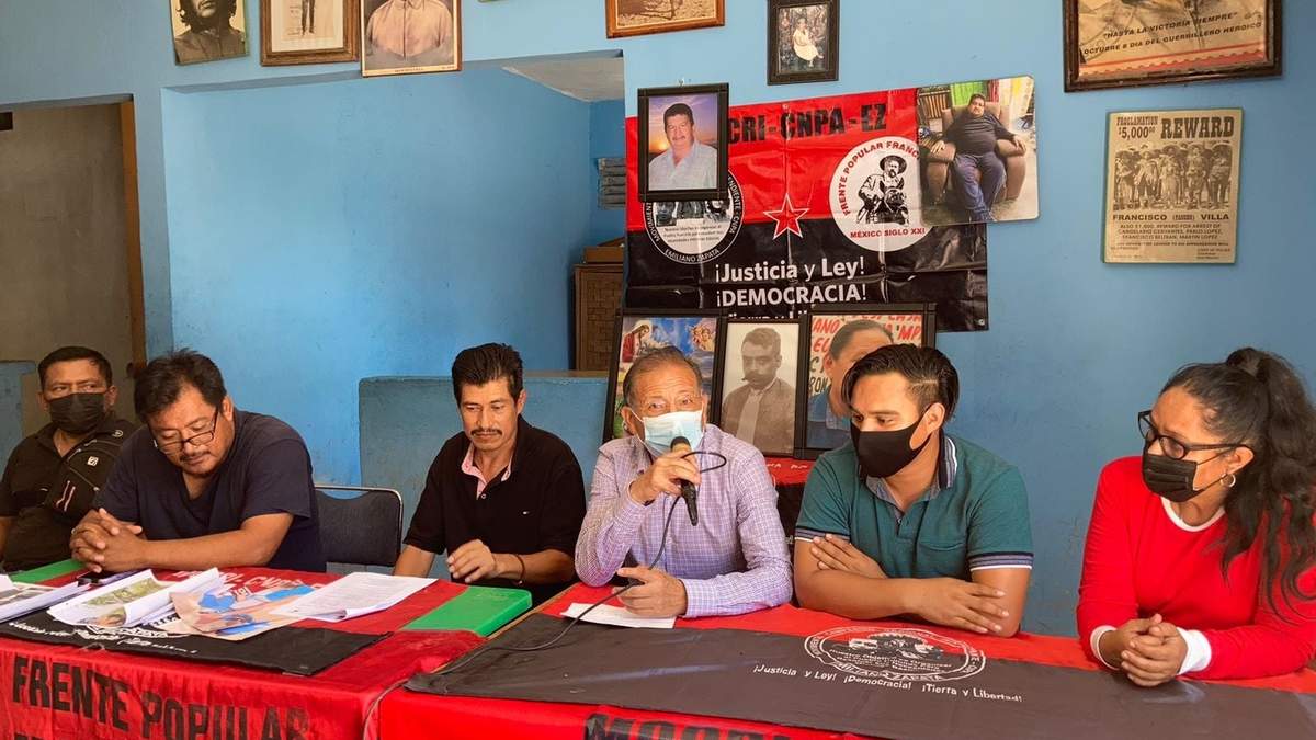 Líderes y voceros del Movimiento Obrero Campesino Regional Independiente, adheridos a la Coordinadora Nacional Plan de Ayala-Emiliano Zapata