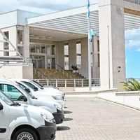 La legislatura de Neuquén sacó a remate ocho camionetas que formaban parte de su flota