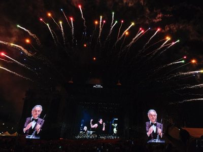 Andrea Bocelli reunió a más de 130 mil personas en el Zócalo capitalino