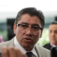 Saúl Monreal se aferra a candidatura para gobernador pese a lineamientos de Morena contra nepotismo