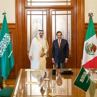 Arabia Saudita busca invertir en México; se reúne con titular de Hacienda