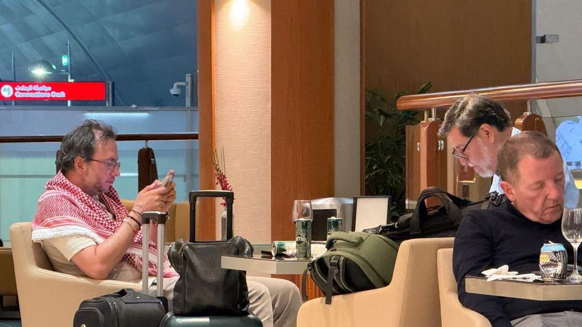 Fernández Noroña y su colaborador Emiliano González