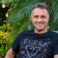 La planta con fama de imposible que Sergio Lapegüe eligió para decorar su casa: aprendé cómo cultivarla vos