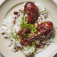 Adobo de pollo: la receta filipina que es una bomba de sabor y con la que vas a quedar como un verdadero chef