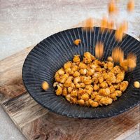 Para las noches de peli: no le esquives a esta legumbre y hacé este snack proteico, fácil y crujiente
