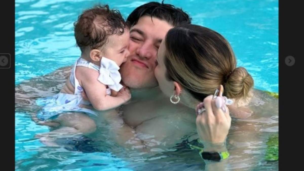 Samuel García, su esposa e hija