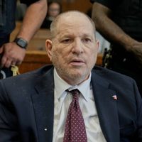 Acusadora de Harvey Weinstein por presunta violación dice al jurado: "Me trató como si me poseyera"
