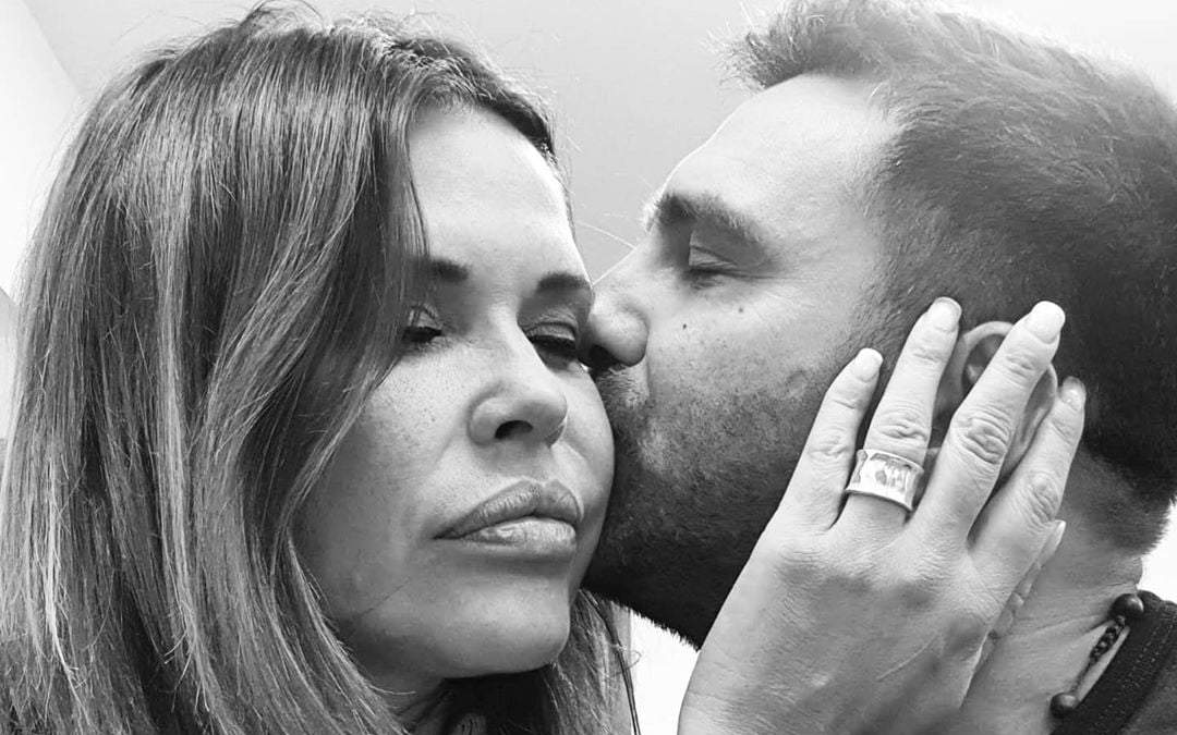 Nazarena Vélez y Santiago Caamaño. Fuente: (Instagram)