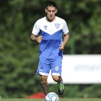 El emocionante mensaje de Centurión para su novia y la falta de fútbol por coronavirus