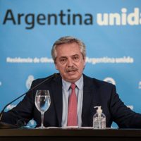 "Un camino de esperanza": el mensaje de Alberto Fernández tras la llegada de la vacuna rusa