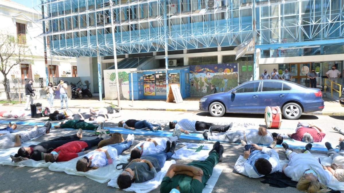 Médicos en protesta. Fuente: (Noticias.Net)