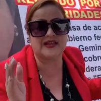 Denuncia extorsiones y en represalia secuestran a su hijo, queman su casa y sufre atentados (Video)