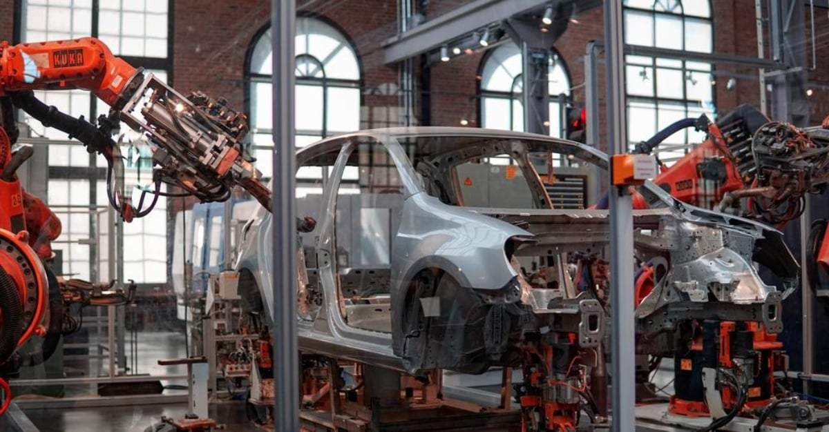 Armado de un automóvil en México