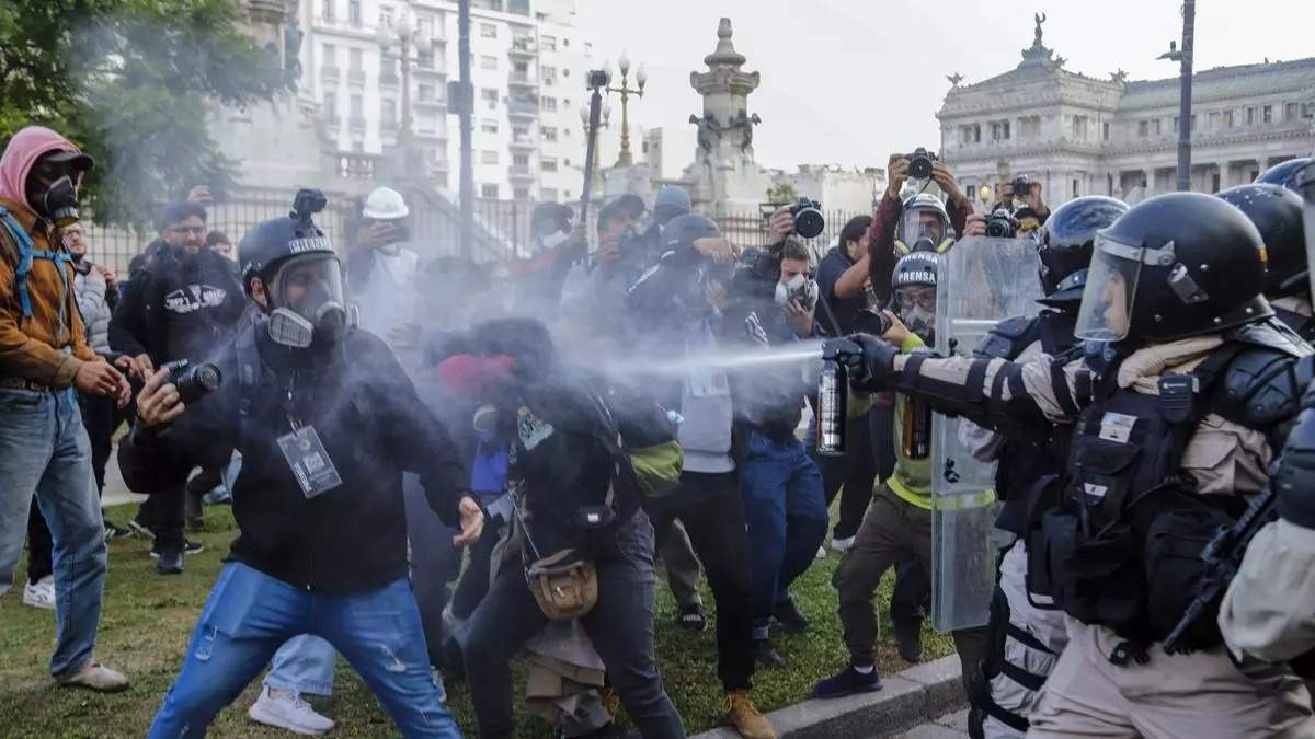 Marcha de jubilados. Fuente: (SiPreBA)