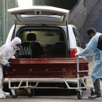 La tasa de mortalidad por coronavirus en Chile volvió a superar un terrible hito