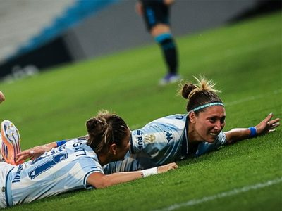Racing le ganó a Belgrano de Córdoba en la ida de la final del fútbol femenino