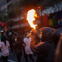 Marcha por el 2 de octubre deja 5 policías lesionados, pintas, destrozos...