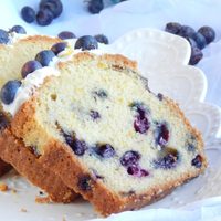 Torta de limón con arándanos y yogur: la combinación de 3 sabores que endulzará tu paladar en la merienda