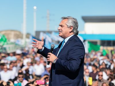 Tribunal cita a declarar al expresidente Alberto Fernández por una causa de corrupción