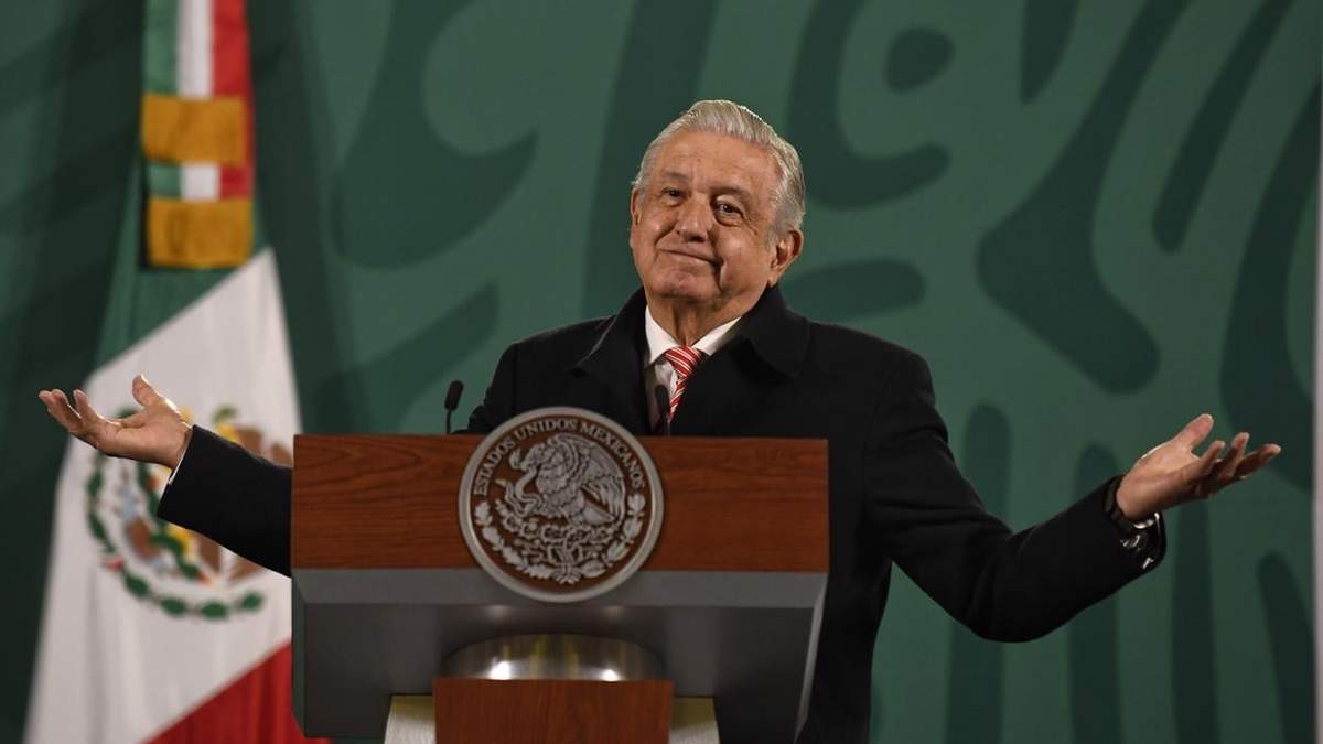 El presiente López Obrador durante la conferencia matutina de este lunes