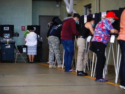 Trump tiene ventaja en estados clave de la elección presidencial