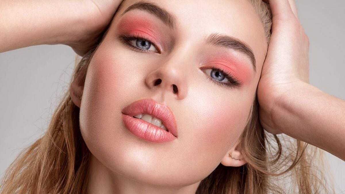 Maquillaje. Fuente: (Google)