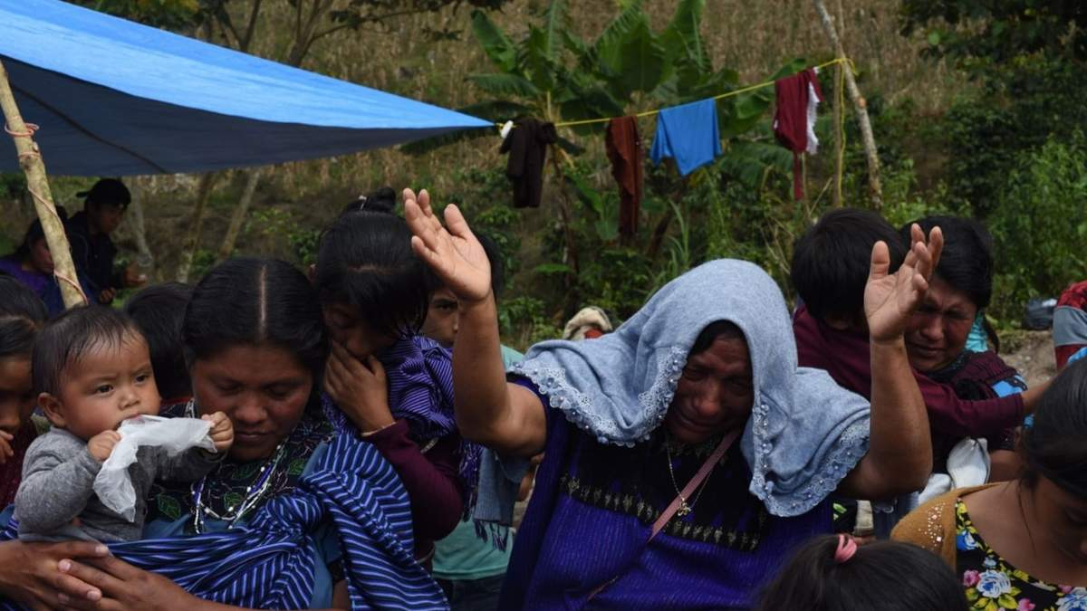 En el campamento de personas desplazadas de comunidades de Santa Martha, Chenalhó, piden ayuda