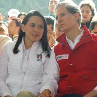 Increpan a Alejandra del Moral durante gira de Del Mazo en Cuautitlán Izcalli