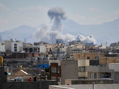 Irán anuncia nuevos ataques contra bases de EU en el golfo Pérsico y el Kurdistán iraquí (Video)