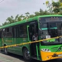 Indigente apuñala a una mujer en el transporte público de Guadalajara