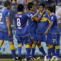 De pasar sin pena ni gloria por Boca, a querer hacerle una estatua en Paraguay