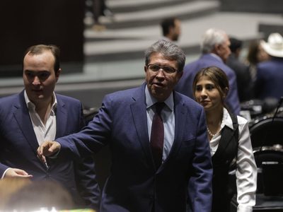 Ley de Amparo y Ley de Ingresos se discutirán la próxima semana: Monreal
