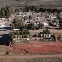 Vecinos de Añelo realizaron un corte por "incumplimiento del EPEN"